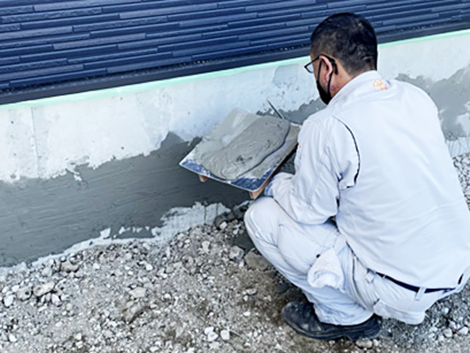 東住ファシリティーズ株式会社　基礎巾木左官の写真